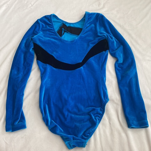 Long-sleeve GK Elite blue velvet gymnastics leotard. - Picture 3 of 3